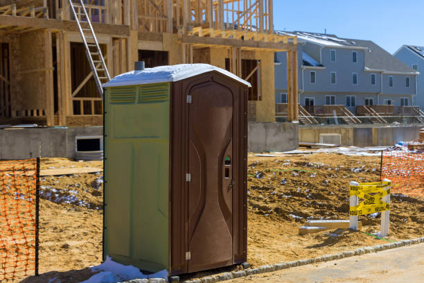 Porta potty delivery and setup in Palatine, IL